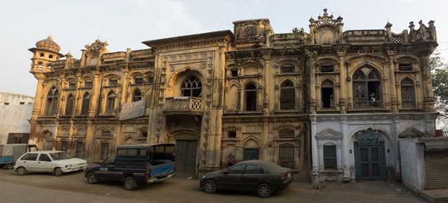 Histories forgotten - The obscure gurdawara of Jhelum